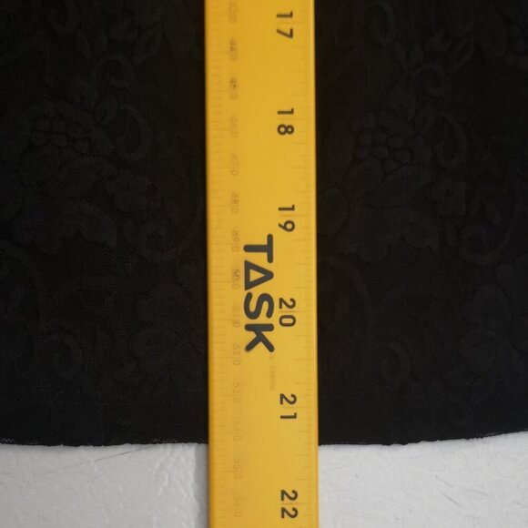 2 / $20.00 - Studio London Ladies Size Medium Black Lace V-neck Top - Picture 9 of 9